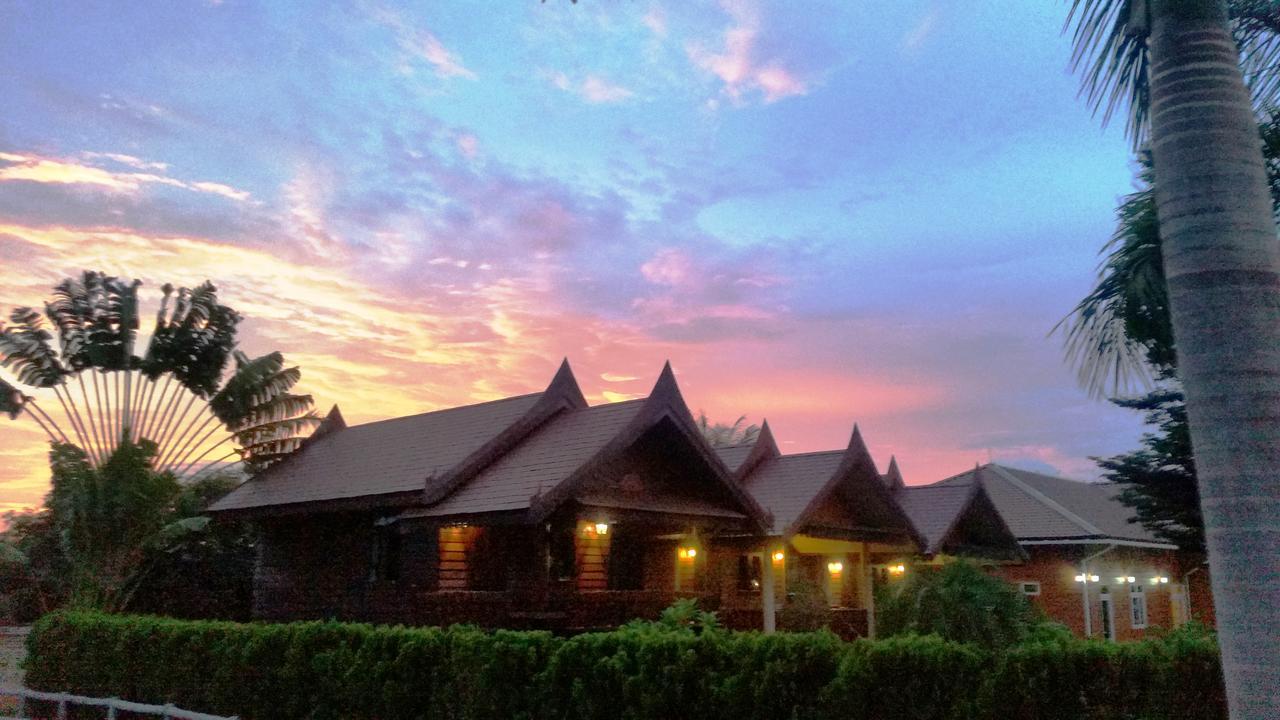 Pongsin Resort Khun Han Esterno foto